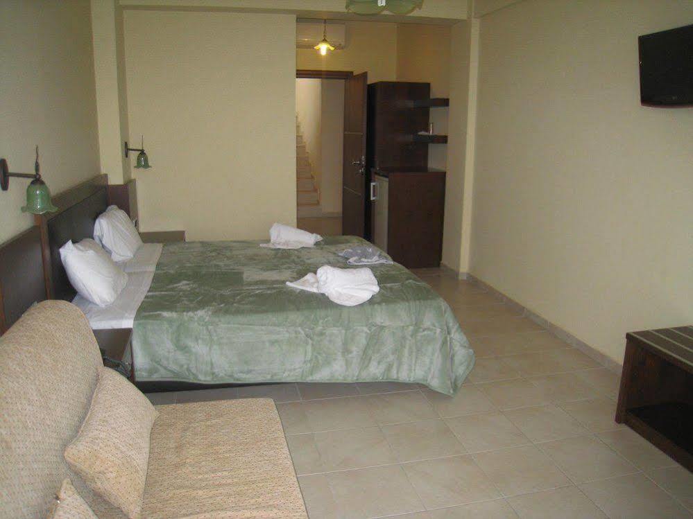 9 Queens Spa Hotel Loutra Edipsou (Evia) Exterior foto